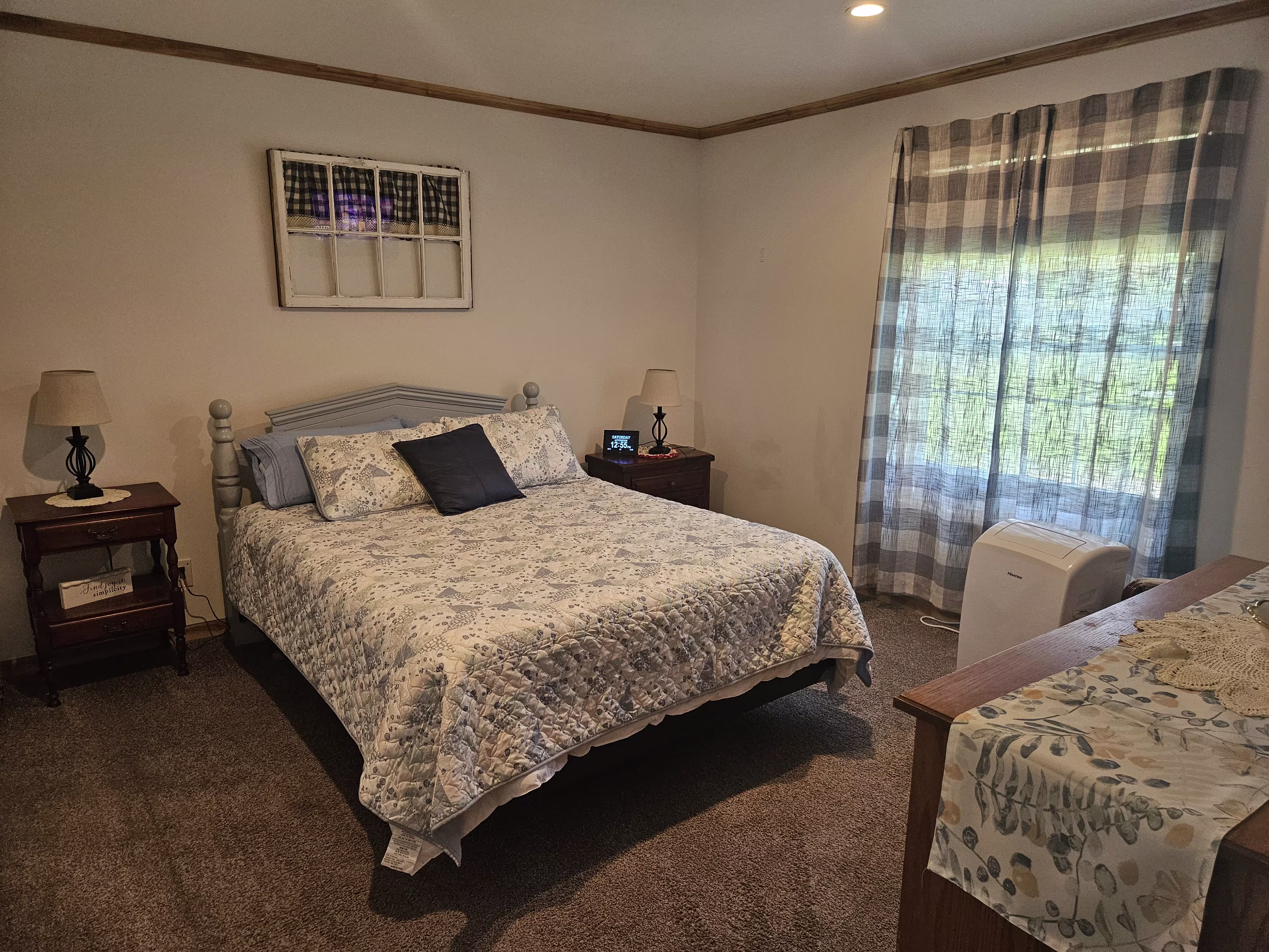 06 Master Bedroom - Caroga Creekside Living