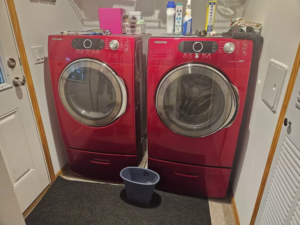 10b Laundry Room - Caroga Creekside Living