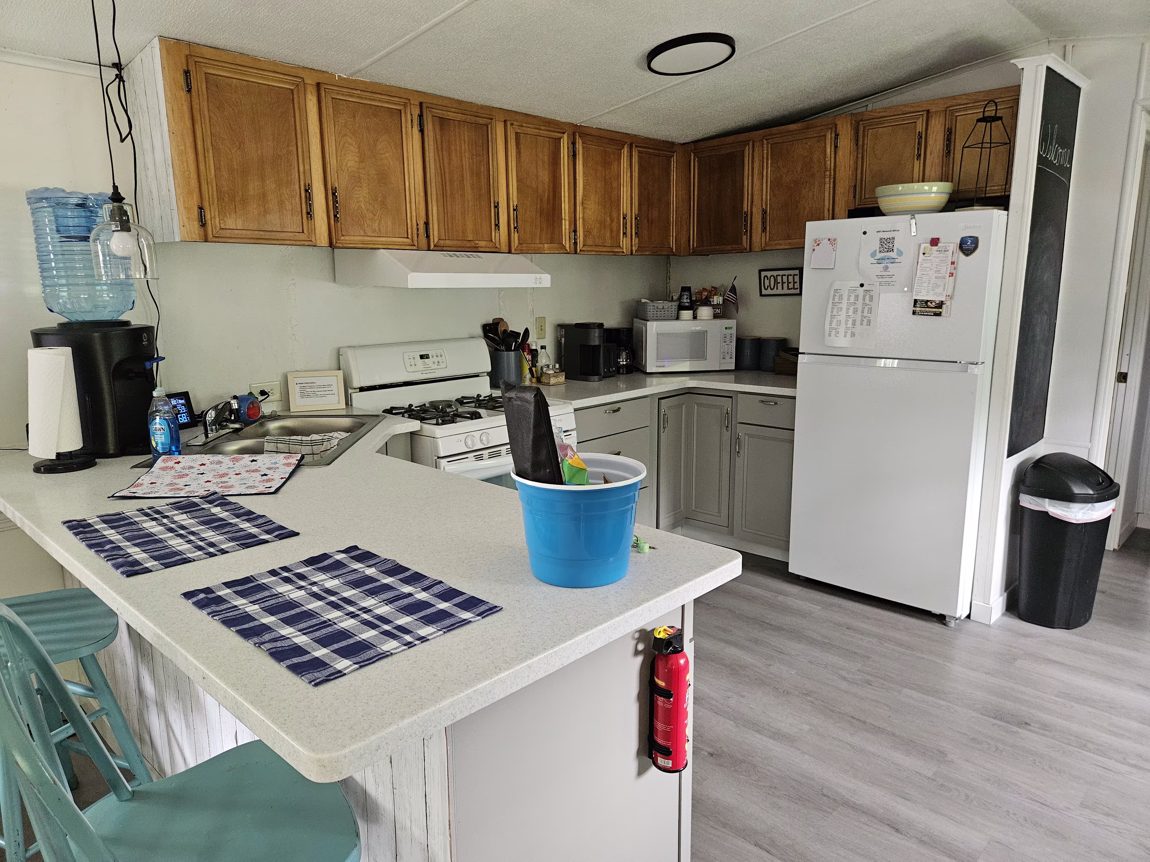 04 Kitchen - Caroga Creekside Living