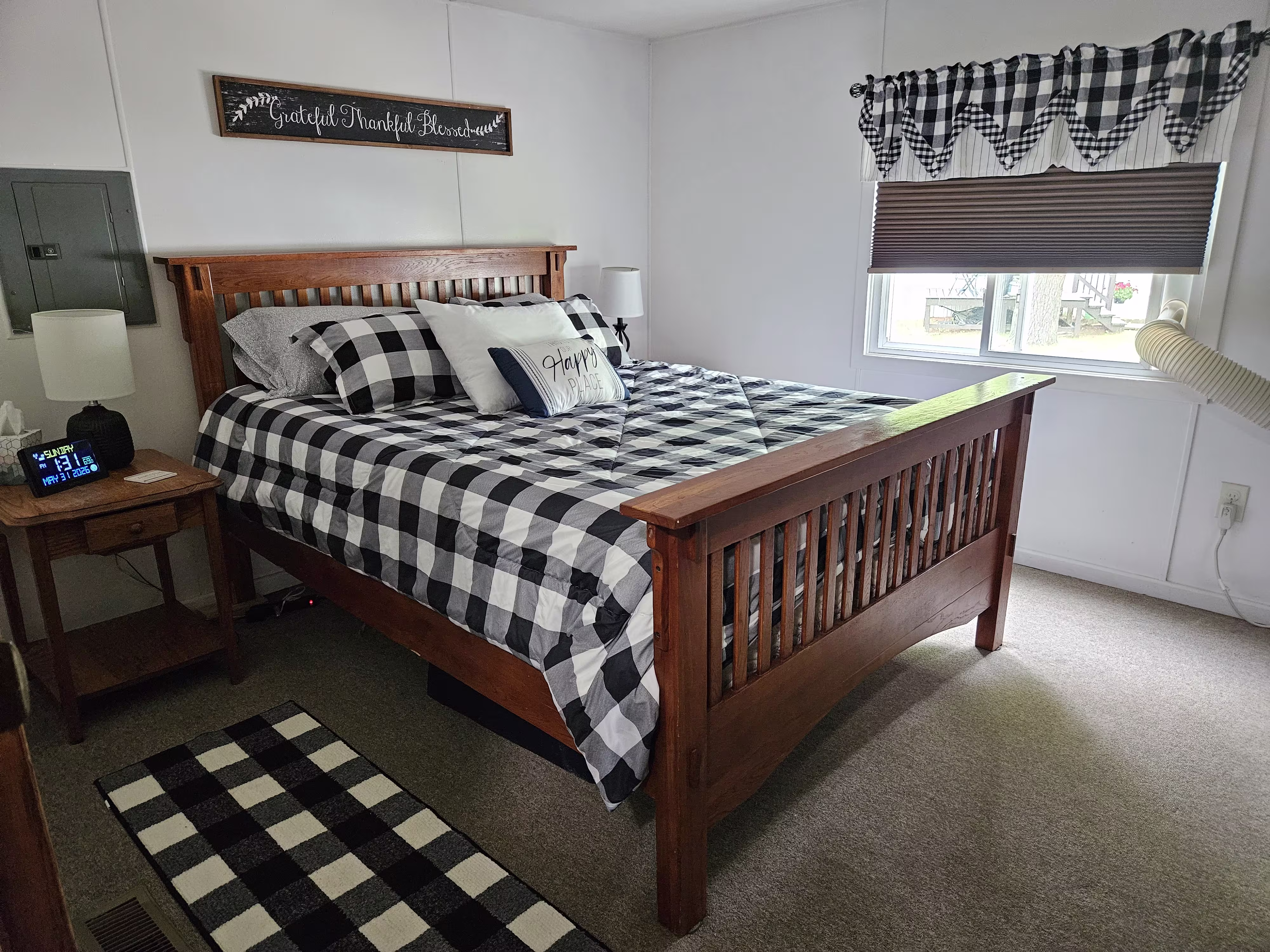 08 Master Bedroom - Caroga Creekside Living